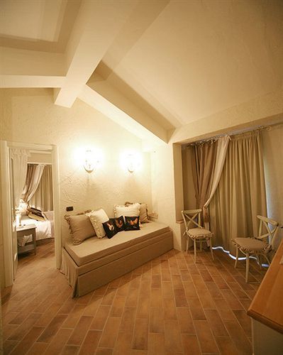 Il Poggio Country Resort Graniti 外观 照片